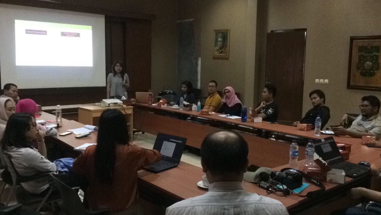 Critical Thinking: Mengurai Benang Kusut Kesalahan Berpikir 