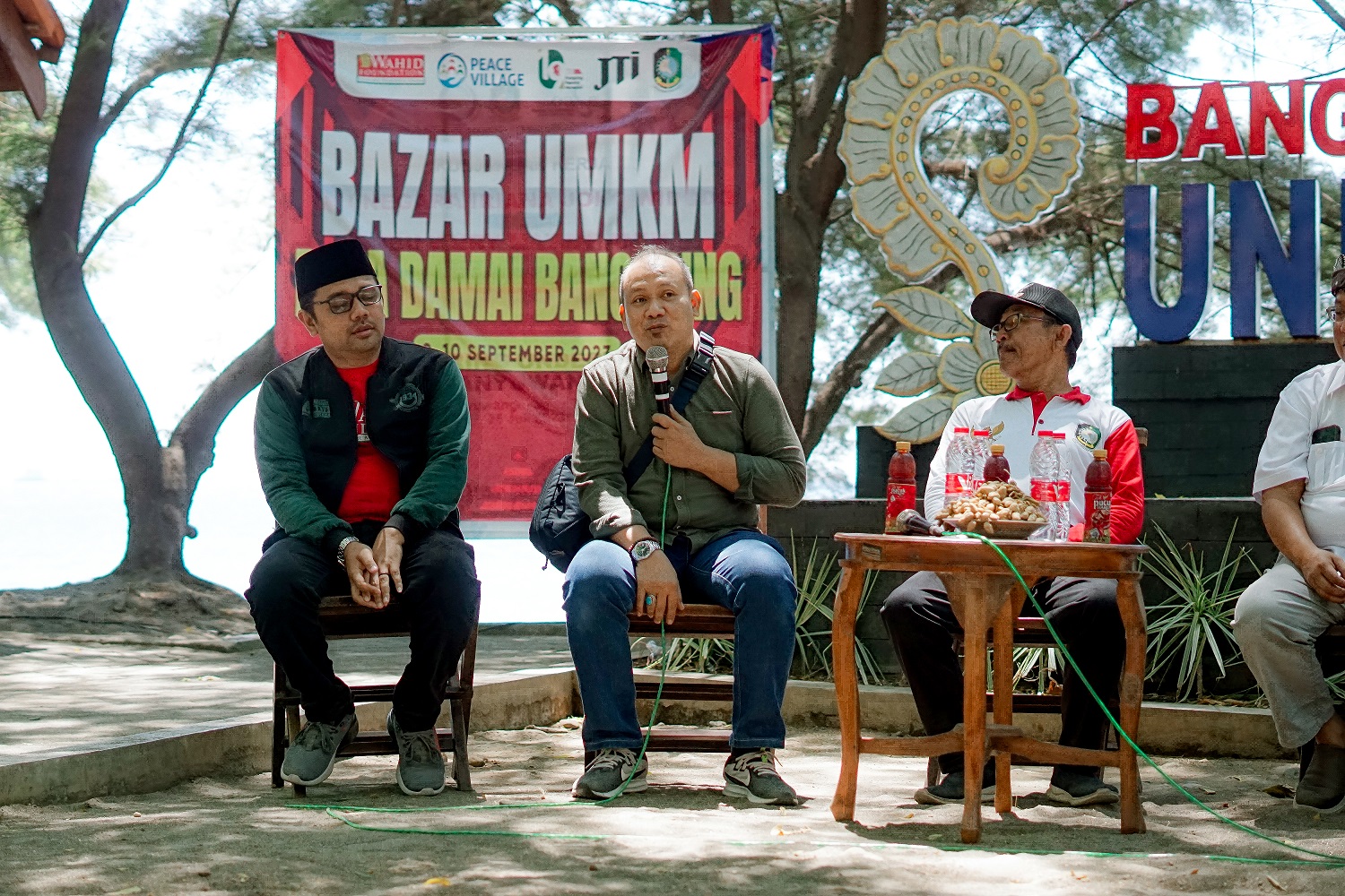 Wahid Foundation Bangun Ketahanan Masyarakat dan Promosikan Nilai-Nilai Perdamaian Melalui Bazar UMKM di Desa Bangsring dan Desa Grajagan Banyuwangi