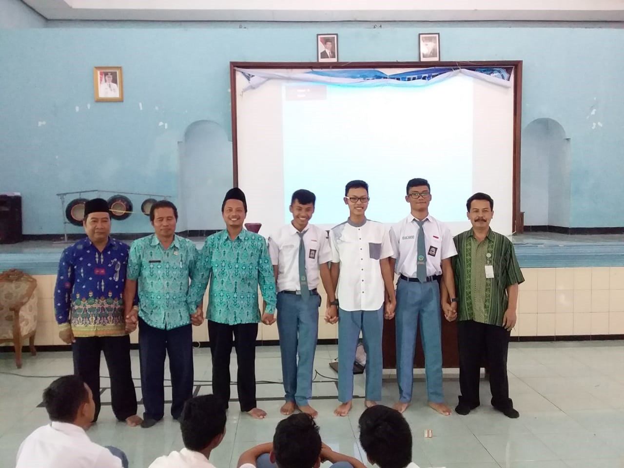 Pesantren Ramadan, SMAN 7 Semarang Ajak Siswa Nobar Film Toleransi
